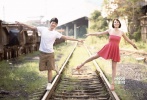 在北京首鋼廠區(qū)里，[電影網(wǎng)]為4位幸運(yùn)兒拍攝了獨(dú)家寫(xiě)真。被鋼筋鐵軌包裹，被烈日陽(yáng)光縈繞，4個(gè)風(fēng)格迥異的年輕演員肆意揮灑著自己的實(shí)力與青春，用努力和堅(jiān)持讓全世界看到。