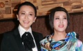 劉嘉玲男裝亮相捧場劉曉慶 兩代武則天惺惺相惜
