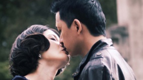 《帝國秘符》吻戲花絮笑場 潘粵明“下不了手”