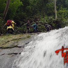 古鎮(zhèn)兇靈之巫咒纏身