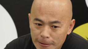 一代武打巨星熊欣欣 只身武俠江湖等“風”來