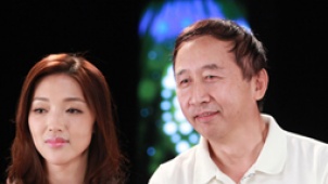冯小宁、刘小薇担任星播客 《落经山》展现人性