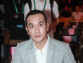 黃覺簡潔著裝亮相金雞頒獎(jiǎng)現(xiàn)場 型男味兒十足