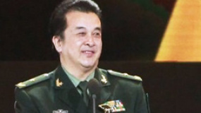 《倾城》斩获最佳原创剧本 黄宏长篇感言激情致谢