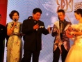张歆艺前男友王志飞娶80后娇妻 曾与前妻生子