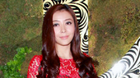 熊黛林艳红蕾丝镂空裙招桃花 澄清同陈昊绯闻