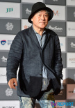 釜山电影节闭幕红毯星光黯淡 李长镐独自撑场