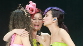 S.H.E合体香港热辣开唱 Ella老公到场力撑娇妻