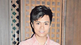 曾志伟曝张敬轩拍得梅姐心经 仍有一重要奖杯遗失