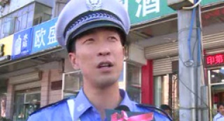 王千源加盟《洋妞到我家》 當(dāng)起交警打醬油