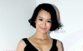 胡杏儿深V亮相露事业线 否认与黄宗泽旧情复燃