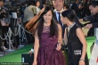 宮崎香蓮穿紫色短裙蘿莉亮相 與松本利夫般配足