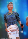 蔡依林冬日穿短裙卖力献唱 粉丝赞“美呆了”