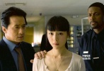 在《尖峰時(shí)刻3》中有女星張靜初的出場(chǎng)。