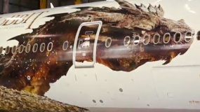 “霍比特人2”宣传特辑 维塔工作室打造喷绘巨龙