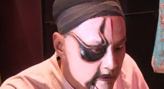 于榮光傳授如何去追愛 京劇臉譜上演《愛上你》