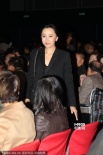 劉嘉玲關(guān)之琳朝圣拉丁歌王 梁詠琪替公婆索簽名