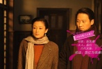 自結婚以來，陳凱歌、陳紅的名字似乎一直形影不離，《搜索》、《梅蘭芳》、《和你在一起》、《無極》……她不僅在老公導演的多部電影中出演女一號或女二號，還經(jīng)常擔任影片的制片人、監(jiān)制等重要角色，對于陳凱歌這種拍起戲來就什么都不管不顧的人，作為妻子的陳紅一邊要保證演好他的戲，一邊還要保證為影片拉投資、做宣傳免去陳凱歌的后顧之憂，無時無刻地用自己的行動支持著老公。盡管人到中年的陳紅已經(jīng)沒法撐起電影中的女主角，但在陳凱歌的事業(yè)和生活中，陳紅卻永遠是無可替代的女一號。