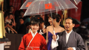 方文山賣力吆喝《聽見下雨的聲音》 不忘宣揚中國