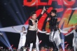 跨年演唱會(huì)林志穎童顏亮相 張亮攜兒霆鋒掀高潮