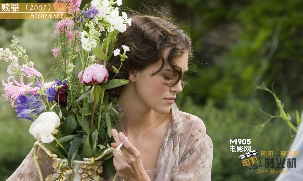 很多人说凯拉·奈特莉在这部电影中就是一个花瓶,她做的只有不断展示