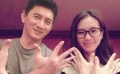 吳奇隆攜劉詩詩回臺見家長 準(zhǔn)兒媳貼心為吳媽把風(fēng)