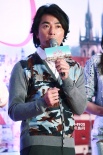 《盜馬記》首曝預(yù)告 梁家輝反串女人身材性感