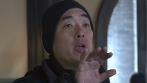 8期：“工作狂人”郑大圣 一场车祸改变一切