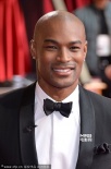 超级男模Tyson Beckford红毯秀 戴小领结显可爱