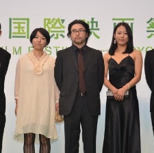 黑四角