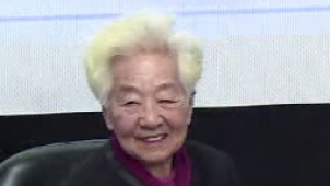众人共贺于蓝从艺75周年 李雪健出席称她是楷模