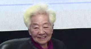 眾人共賀于藍(lán)從藝75周年 李雪健出席稱她是楷模