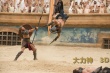 《大力神》曝格斗劇照 還原古希臘震撼角斗場面