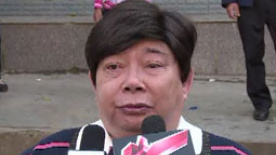 黄一飞“舞功”不济 入乡随俗品美食秀“唱功”