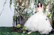 白百何唯美婚纱照登封面 尽显优雅婉约灵动之气