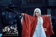 《白发魔女传》曝新照 范冰冰白发蓝瞳挑战魔女