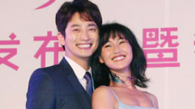 《香气》杀青朴施厚亮相 自曝也想在中国买房