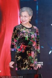 實力派羅蘭花朵裝洋氣足 提名最佳女配神清氣爽