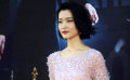 杜鵑兩項(xiàng)提名優(yōu)雅踏紅毯 大贊黃曉明努力又紳士