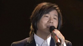 音乐才子卢庚戌登台 动情献唱《我的蒙太奇》