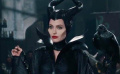 《沉睡魔咒》中文片段 魔女朱莉时而狡黠时而卖萌
