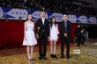 《狗十三》剧组主创亮相 果静林牵两美女黑白配