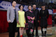 老戲骨斯琴高娃亮相 心情大靚頻揮手顯和藹可親