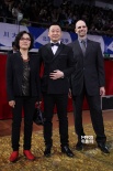 《警察日记》主创亮相 影帝王景春笑容倍显喜感