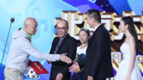 《狗十三》斩获最佳影片 关注学生题材实至名归
