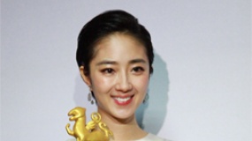 桂纶镁谈大影节获奖：廖凡炙热温度令我自由绽放