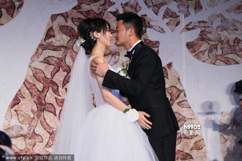 吴京、谢楠举行婚礼 新娘被曝已经怀孕三个月