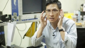 《盂蘭神功》導(dǎo)演特輯 張家輝怕聽鬼故事壯膽拍鬼