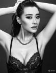 爱戴湿发写真性感破表 美胸翘臀熟女魅惑尽显