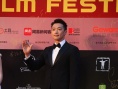 Rain西裝筆挺帥氣亮相紅毯 劉亦菲白裙神仙范兒